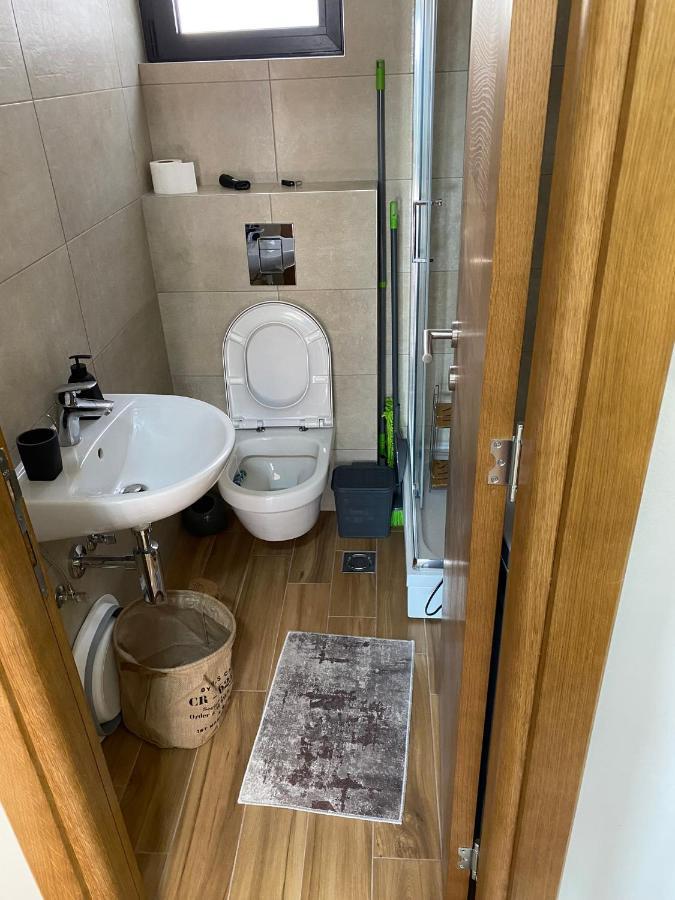 Fides Stylish Apartments Tivat With Pool 외부 사진