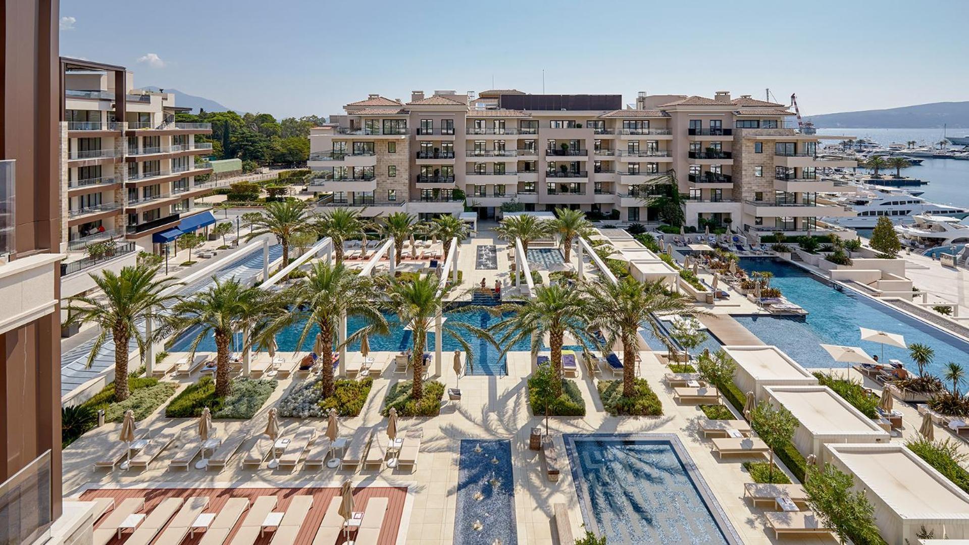 Fides Stylish Apartments Tivat With Pool 외부 사진